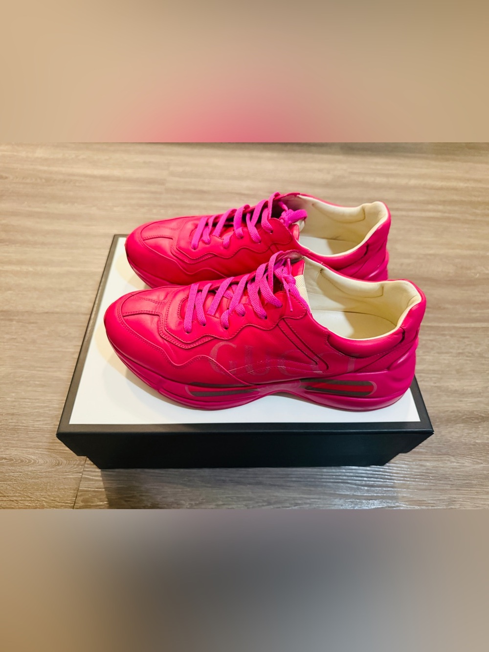 GUCCI Pink Rhyton 10